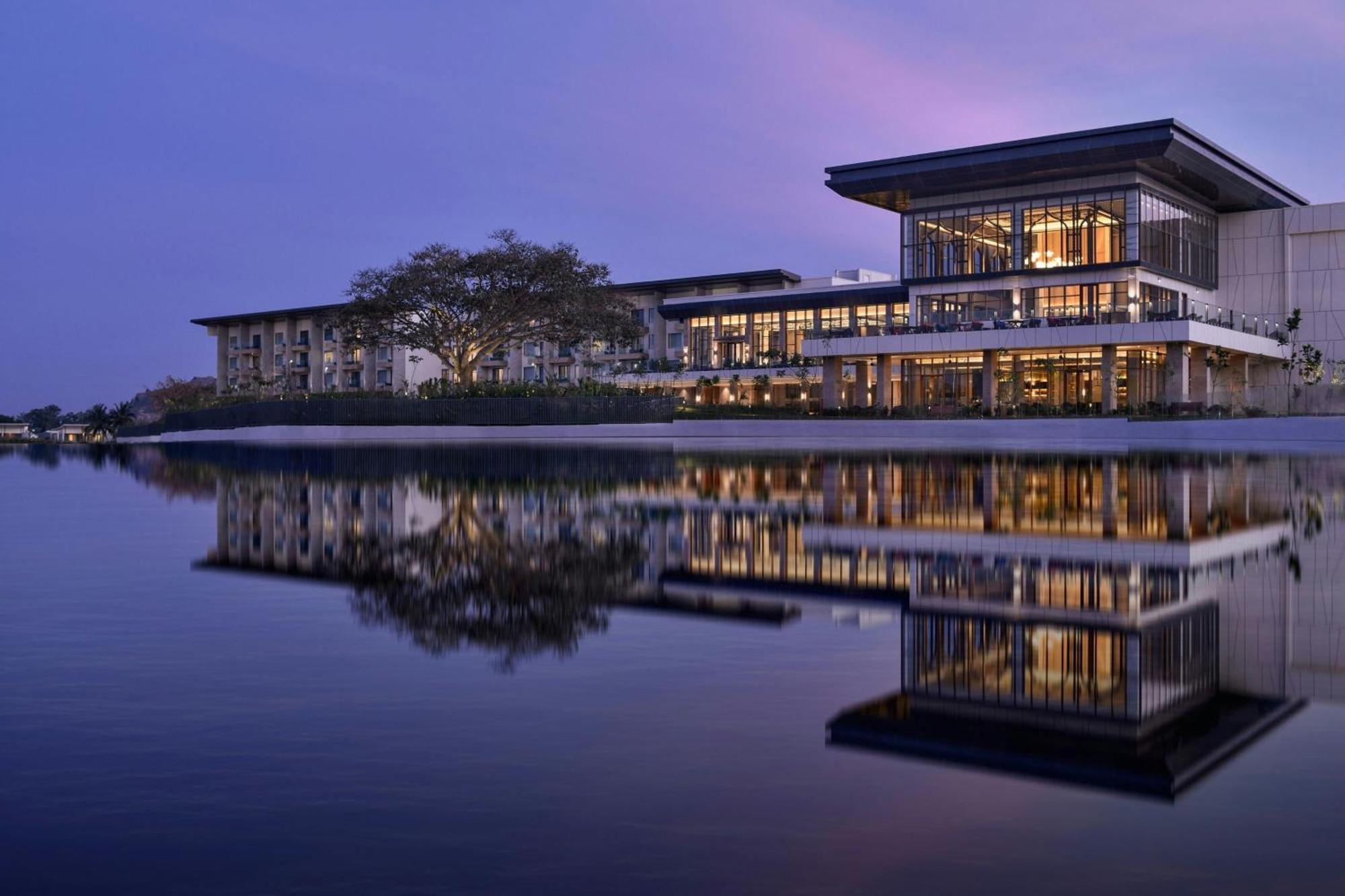 Jw Marriott Hotel Bengaluru Prestige Golfshire Resort & Spa Avati 外观 照片